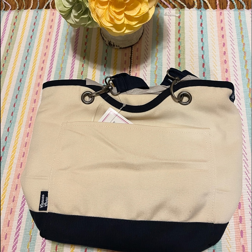 Cream and Navy Thirty-one Lunch tote.
